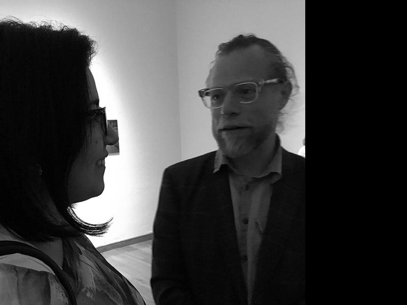 Katherine Muñoz y Mauricio Toro Goya en la exposición &amp;quot;Gabriela Mistral Imagen de Vida&amp;quot; en La Serena.