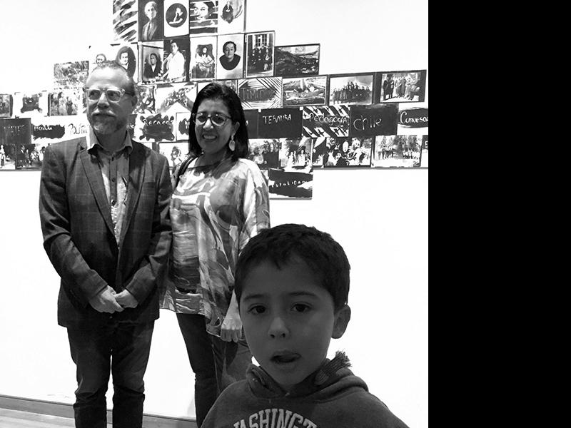 Mauricio Toro Goya y Katherine Muñoz en la inauguración de &amp;quot;Gabriela Mistral Imagen de Vida&amp;quot;.