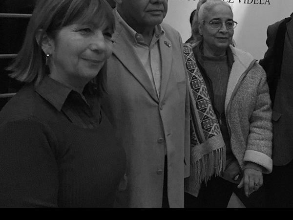 Susana Rigollet; Arturo Volantines; Irene Machuca y Hernán Aguilera en la inauguración de &amp;quot;Bandada de Girasoles&amp;quot;.