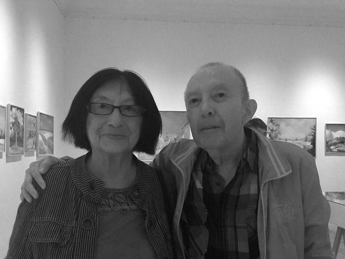 Franklin Gahona junto a su esposa en la exposición &amp;quot;Retrospectiva Óleos&amp;quot;