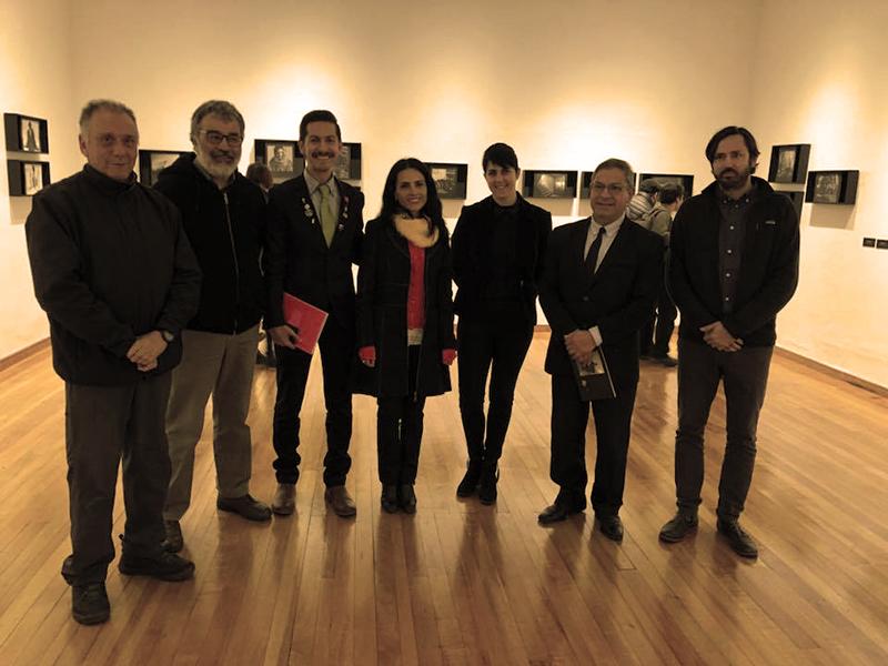 Autoridades en la inauguración de la exposición de Luis Poirot