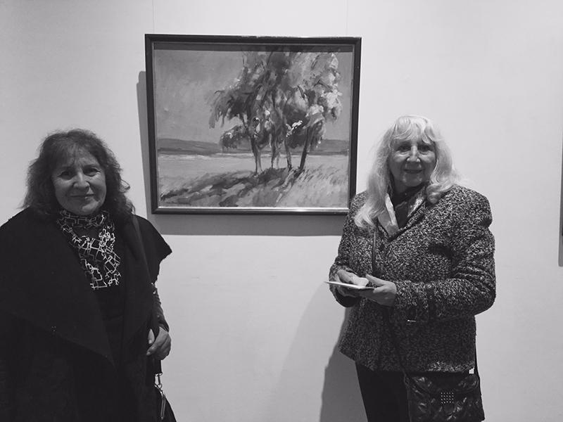 Asistentes a la inauguración de la exposición de Cristian Castro Willmen