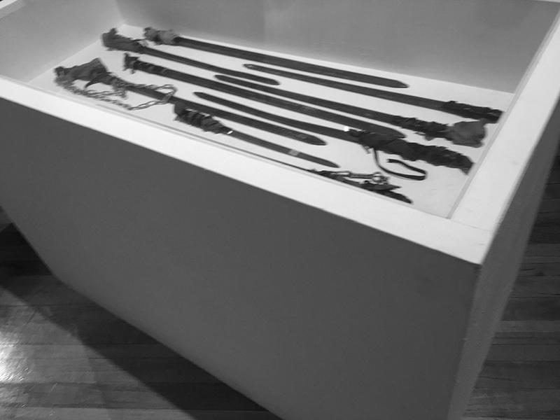 &quot;Sables&quot; del montaje teatral &quot;Ricardo III&quot;