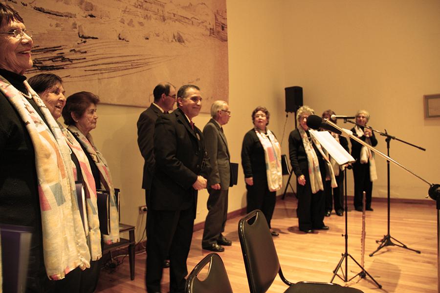 Presentación del Coro María Elena Carmona de La Serena.