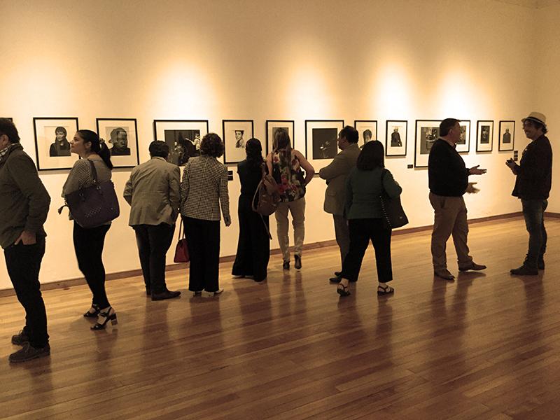 Público en la inauguración de &quot;So what&quot; en La Serena