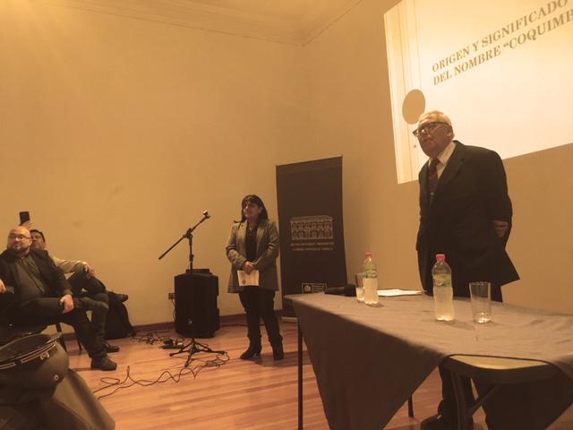 Herman Carvajal en encuentro de historia.