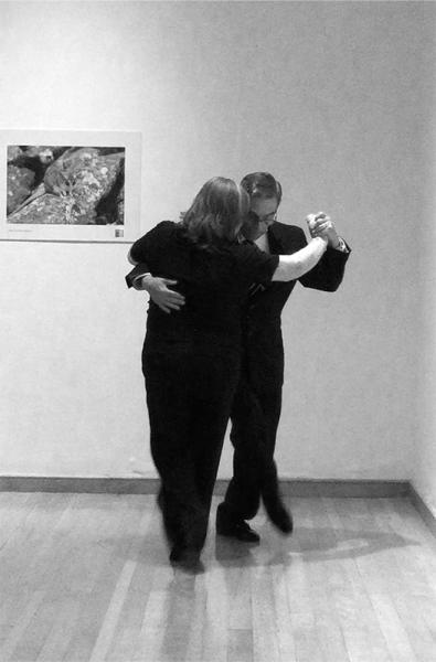 Bailando el tango "Loca" Bailando el tango "Loca"