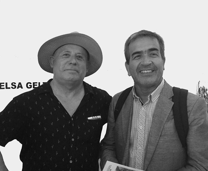 Iván Barraza junto al Concejal de La Serena Robinson Hernández en la inauguración de &quot;Retrospectiva Óleos&quot;.