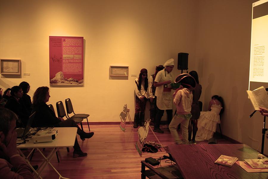 Actuación de niños del Colegio Montesori de La Serena.