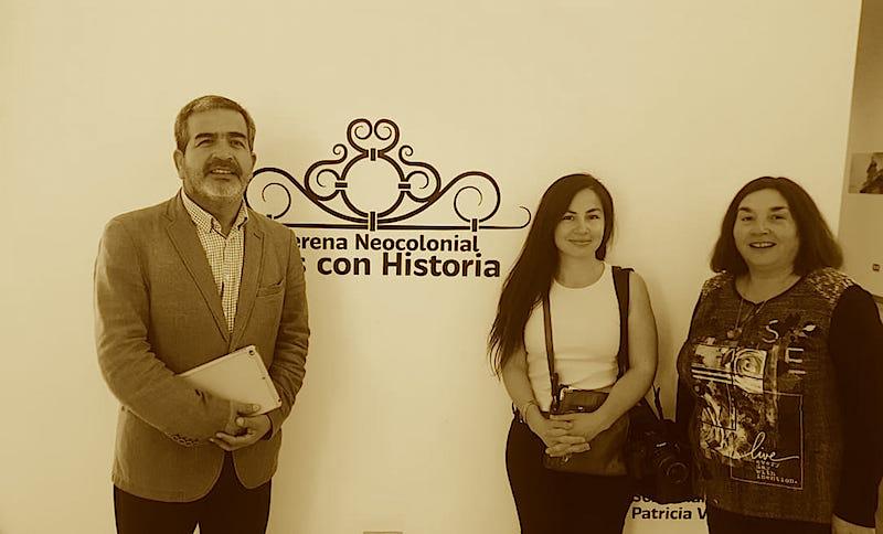Robinson Hernández, Patricia Valenzuela y Lucía Bolados en el Museo Histórico Gabriel González Videla.
