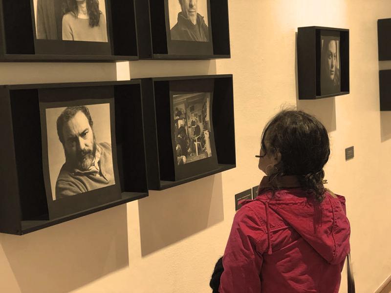 Apreciando la exposición &quot;Contracorriente&quot;