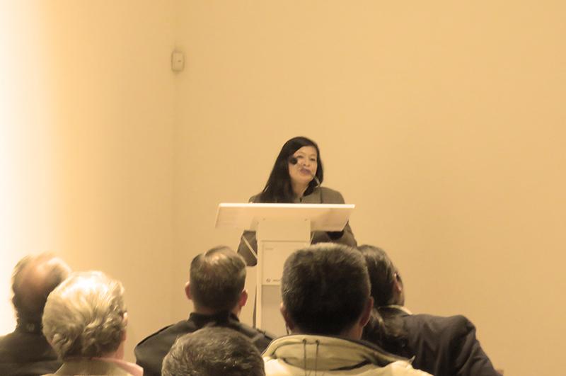 Alicia Mondaca en la charla de restauración en La Serena.