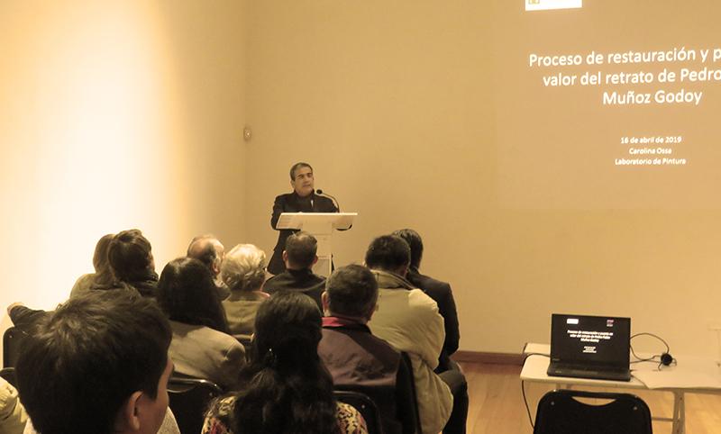 Robinson Hernández, Concejal de La Serena, en la charla de restauración.