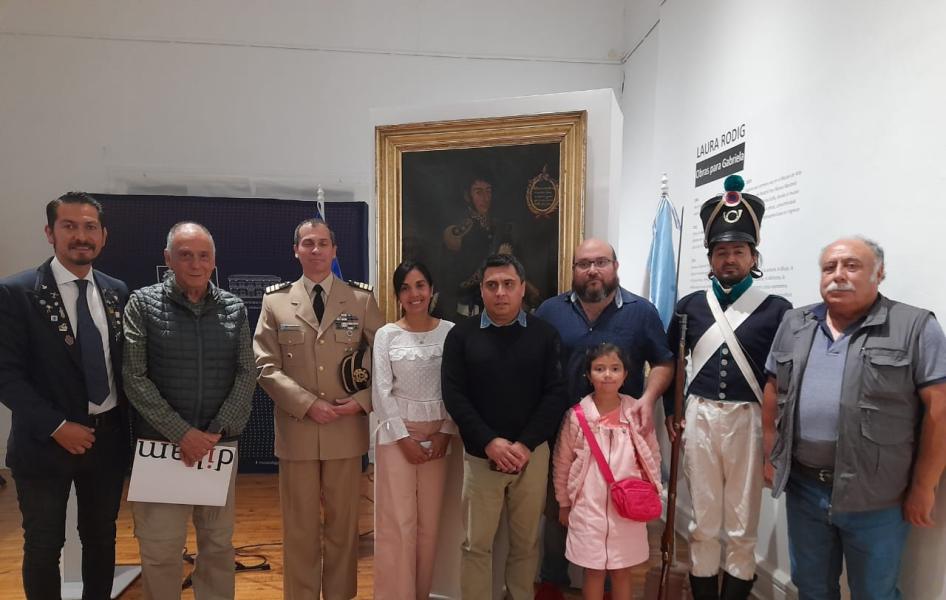 Asistentes a la conmemoración del aniversario de José de San Martín en La Serena.