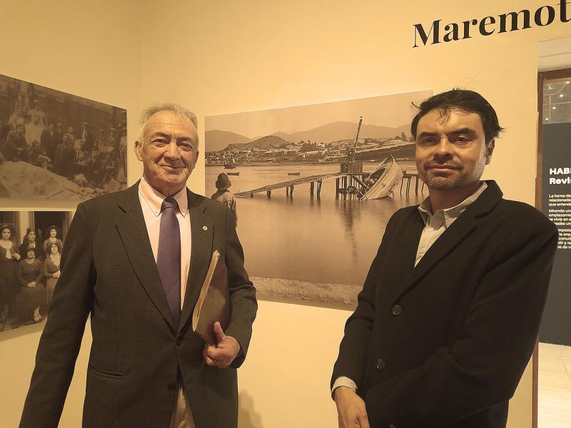 Juan Tabilo en la inauguración de la exposición “Coquimbo 1880-1930: Vida, Tragedia y Cultura en Imágenes” Inauguración de la exposición “Coquimbo 1880-1930: Vida, Tragedia y Cultura en Imágenes”